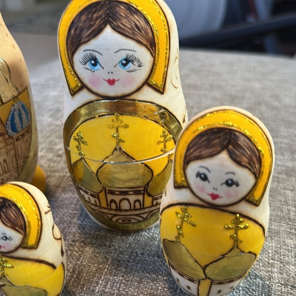 Hand Painted Wood Burned Russian Matryoshka Nesting Doll 3lSet of 4 - Picture 4 of 8